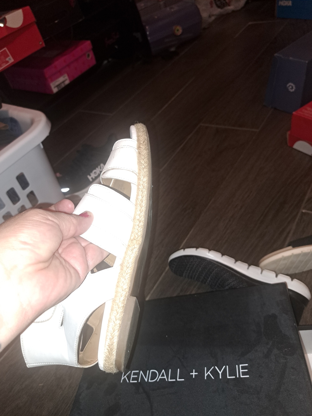 7.5 Sandals - Picture 4 of 5